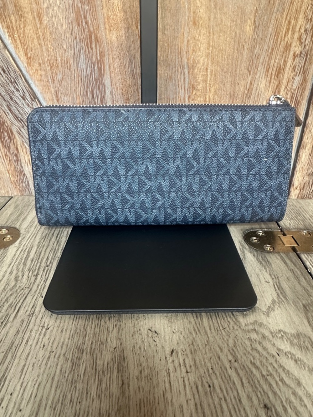 Michael Kors Navy MK Logo Zip Wallet with Silver Hardware - Picture 2 of 12